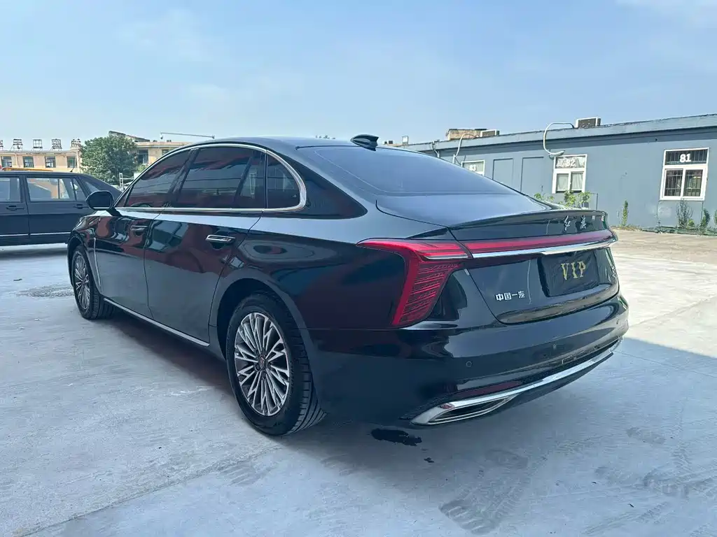 Hongqi H5 фото 7