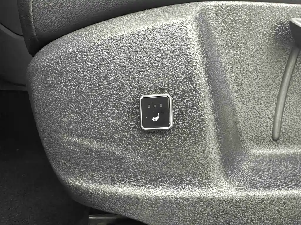 Volkswagen Touran фото 11