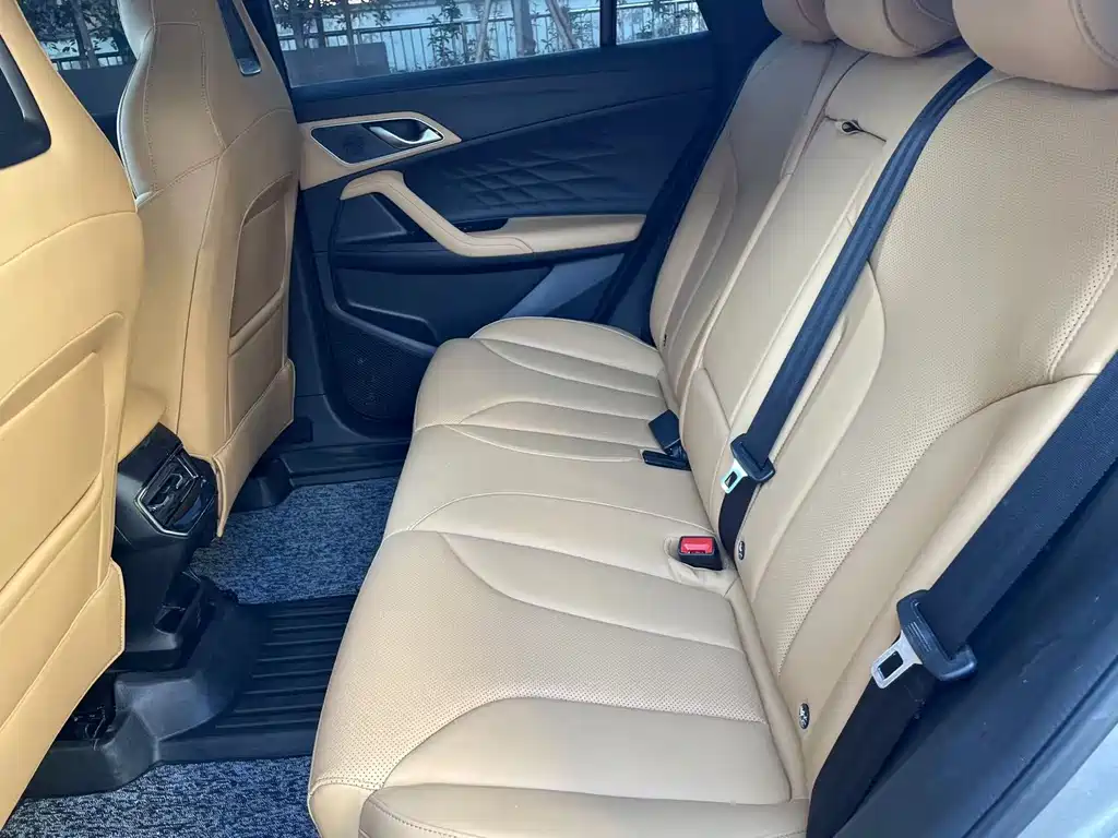 Roewe RX5 фото 6