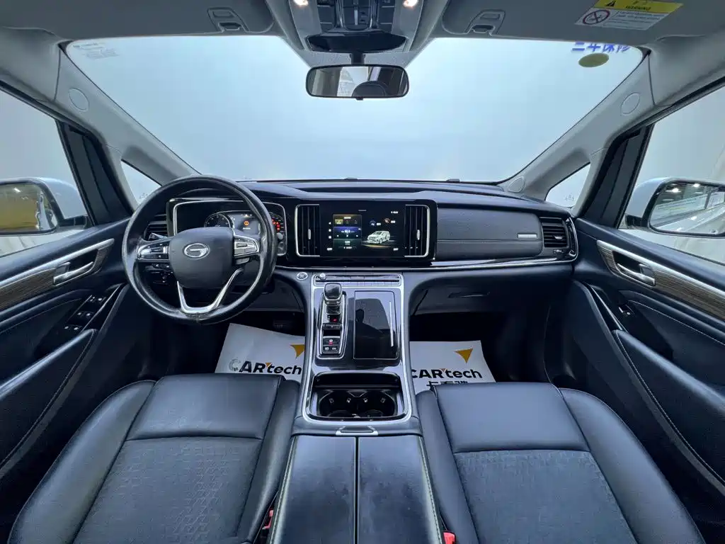 GAC Trumpchi M8 фото 11