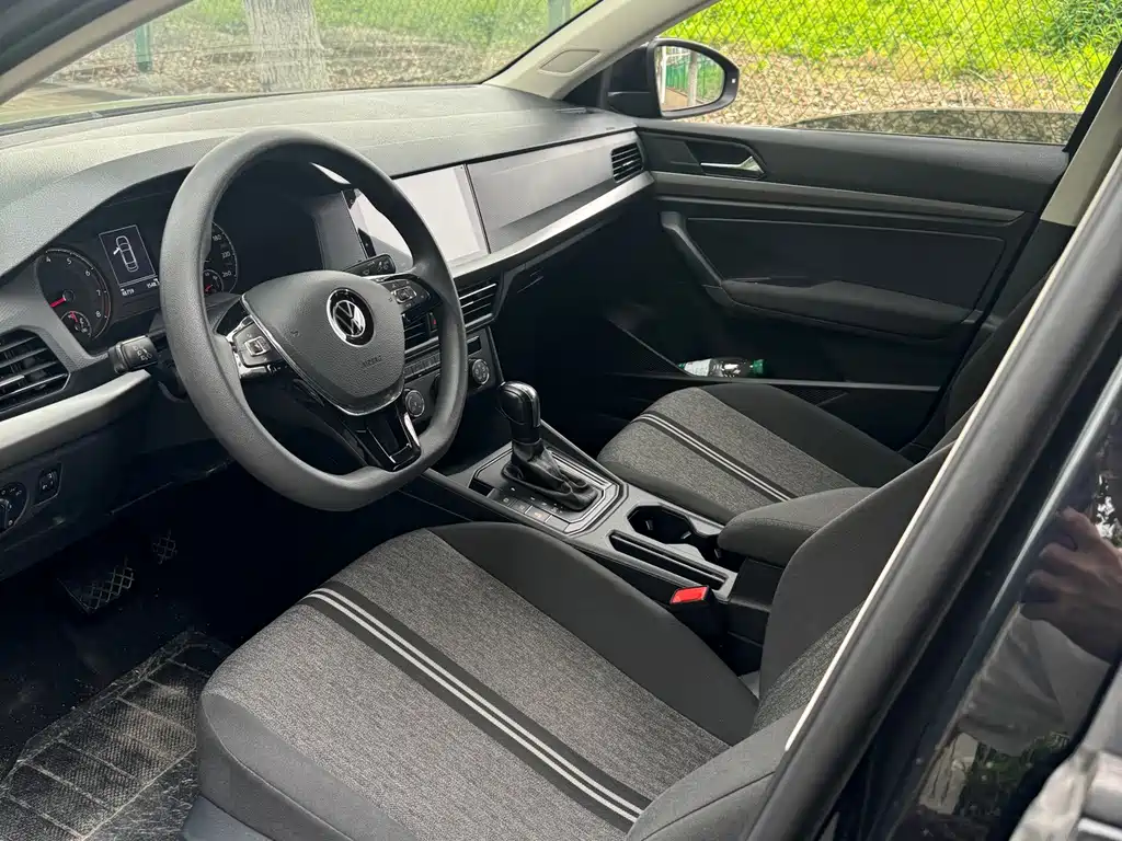 Volkswagen Lavida фото 4