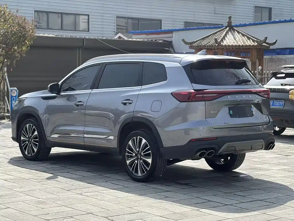 Chery Tiggo 8 PRO фото 10