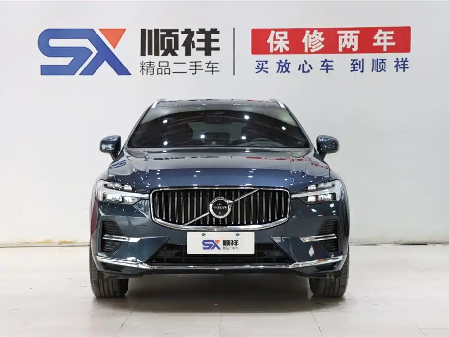 Volvo XC60 фото 2