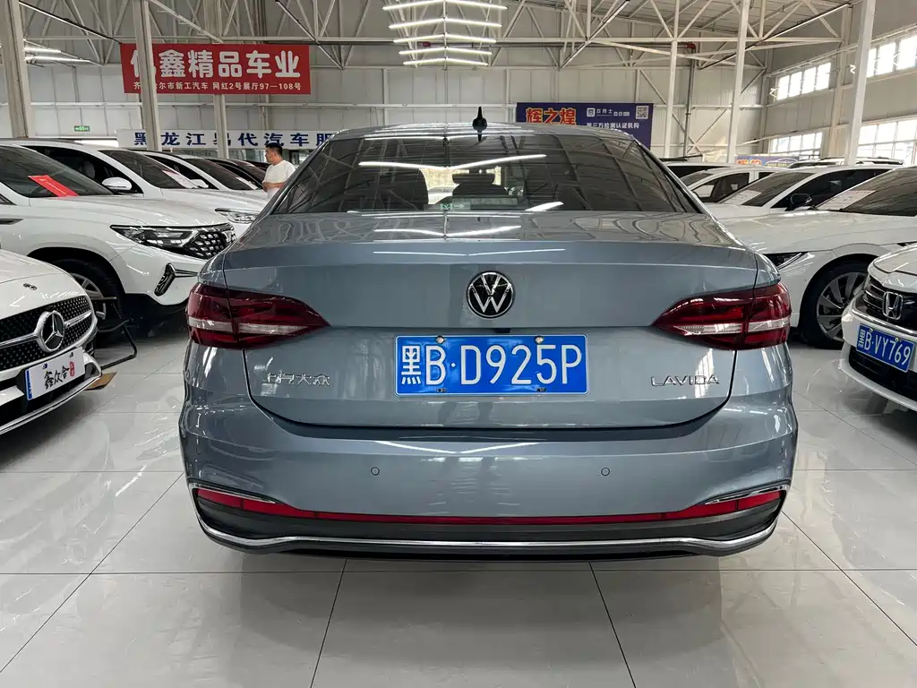 Volkswagen Lavida фото 8