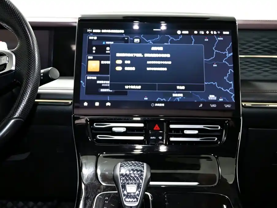 GAC Trumpchi M8 фото 11