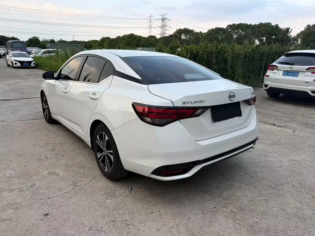 Nissan Sylphy фото 5
