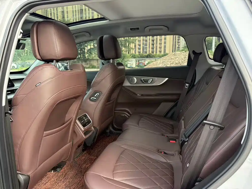 Chery Tiggo 8 PRO фото 5