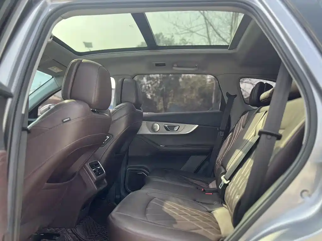 Chery Tiggo 8 PRO фото 6