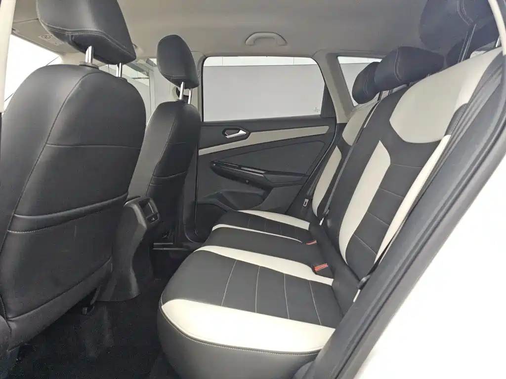 Jetta VS5 фото 11