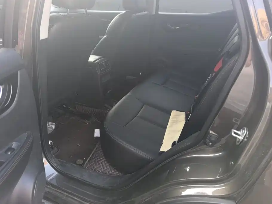Nissan Qashqai фото 11
