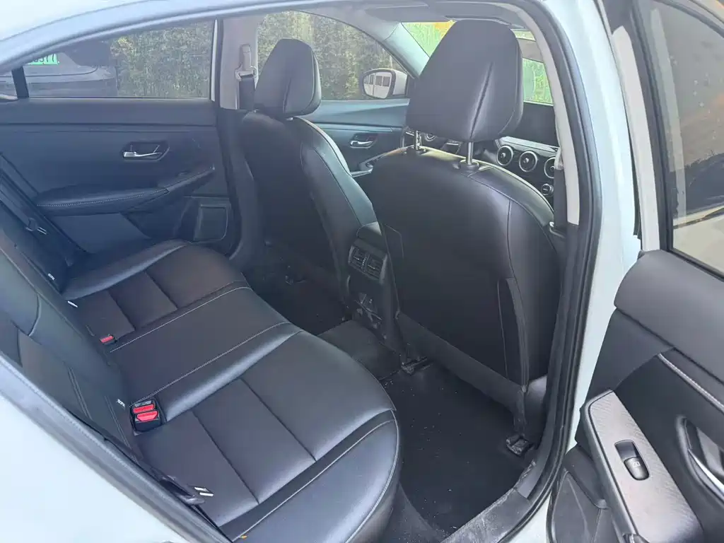 Nissan Sylphy фото 7