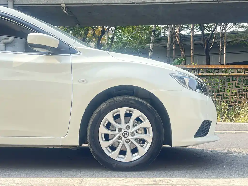 Nissan Sylphy фото 9