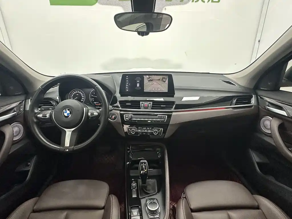 BMW X1 фото 10