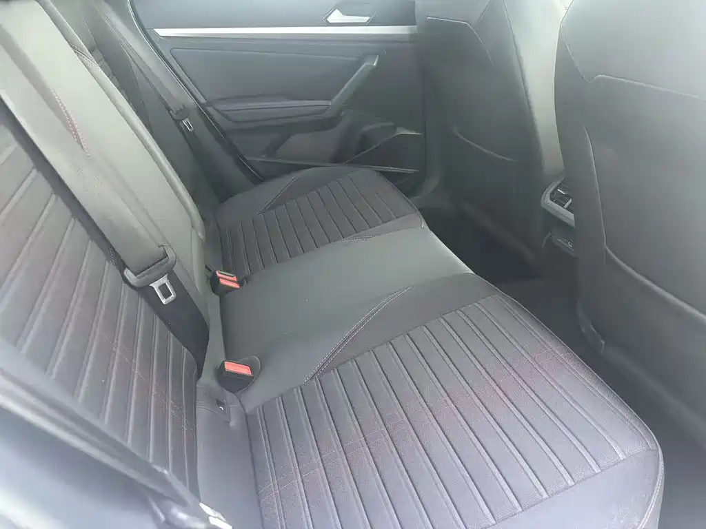 Volkswagen Lavida фото 3