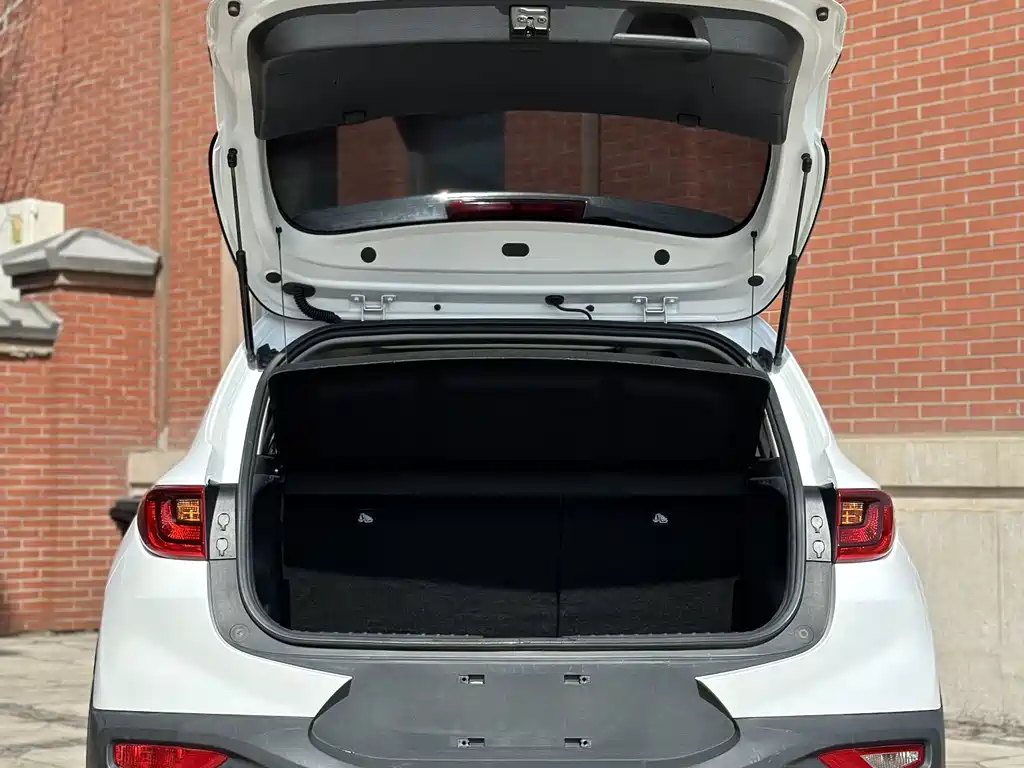 Kia KX1 фото 12