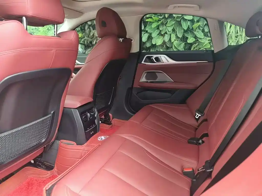 BMW 4 Series фото 9