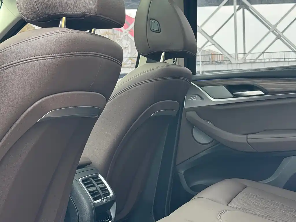 BMW X3 фото 5