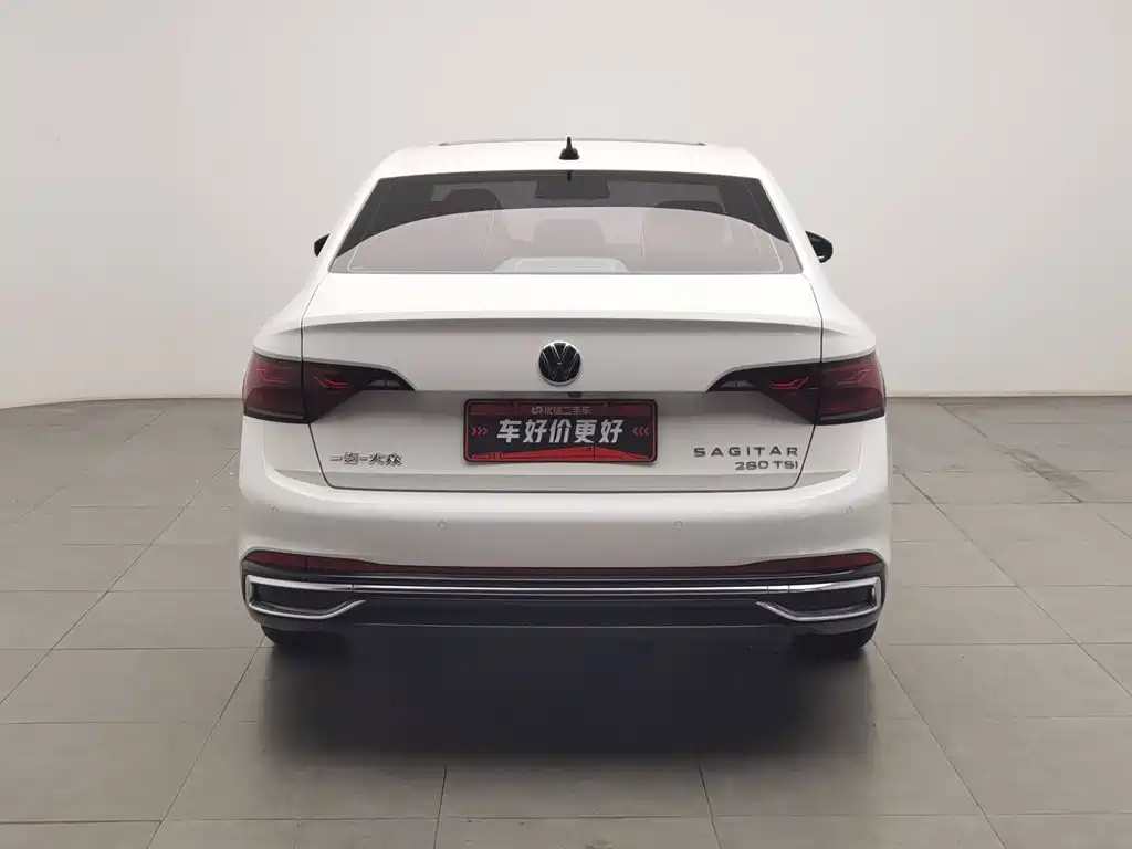 Volkswagen Sagitar фото 4