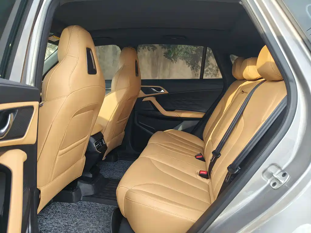 Roewe RX5 фото 10