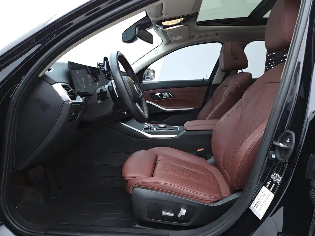 BMW 3 Series фото 8
