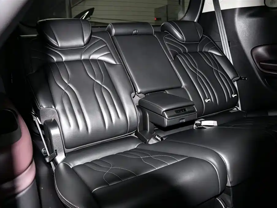 GAC Trumpchi M8 фото 6