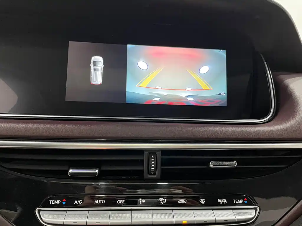 GAC Trumpchi M6 фото 9