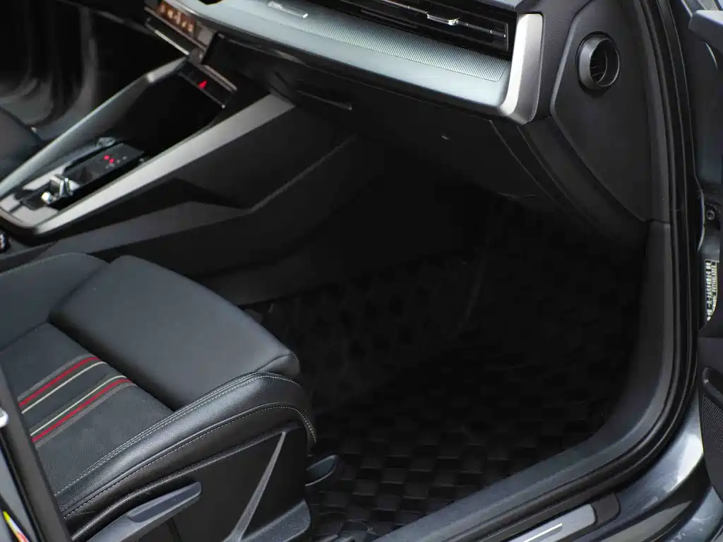 Audi A3 фото 11