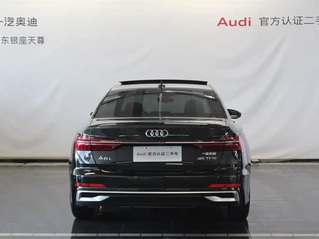 Audi A6L фото 6