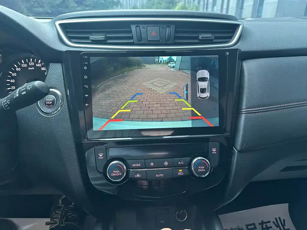Nissan Qashqai фото 8