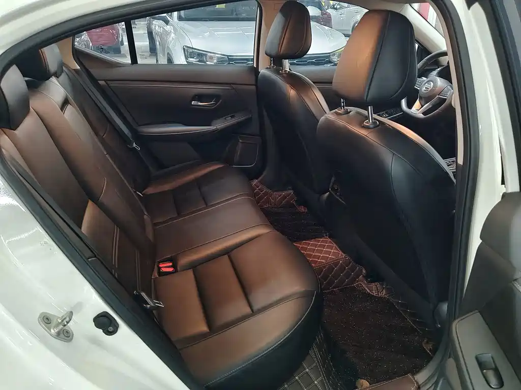 Nissan Sylphy фото 10