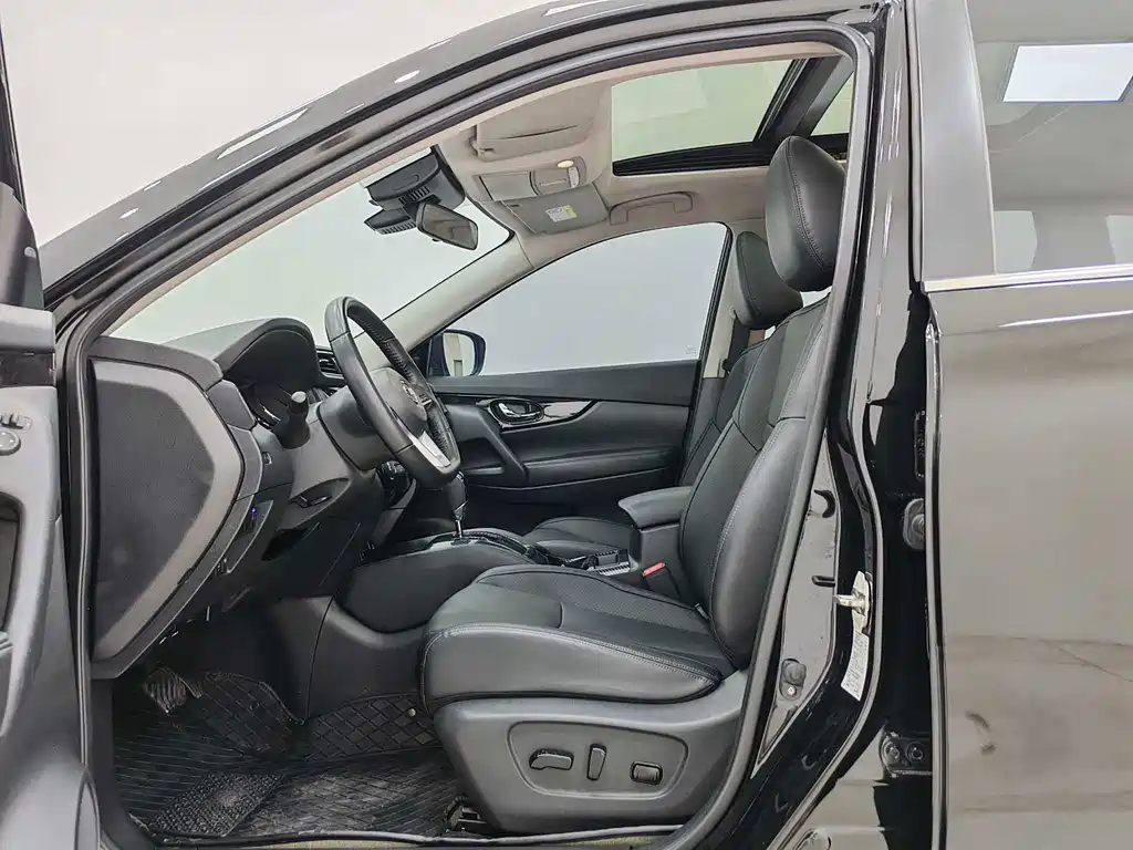 Nissan X-Trail фото 7