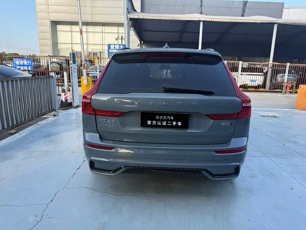 Volvo XC60 фото 11