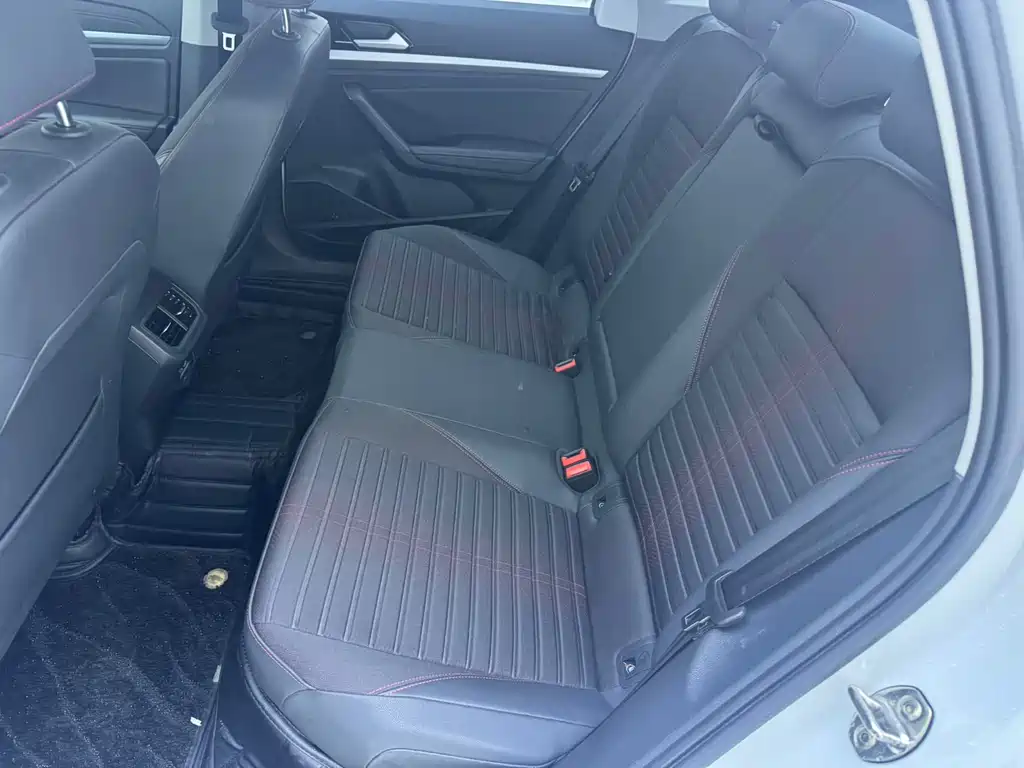 Volkswagen Lavida фото 12