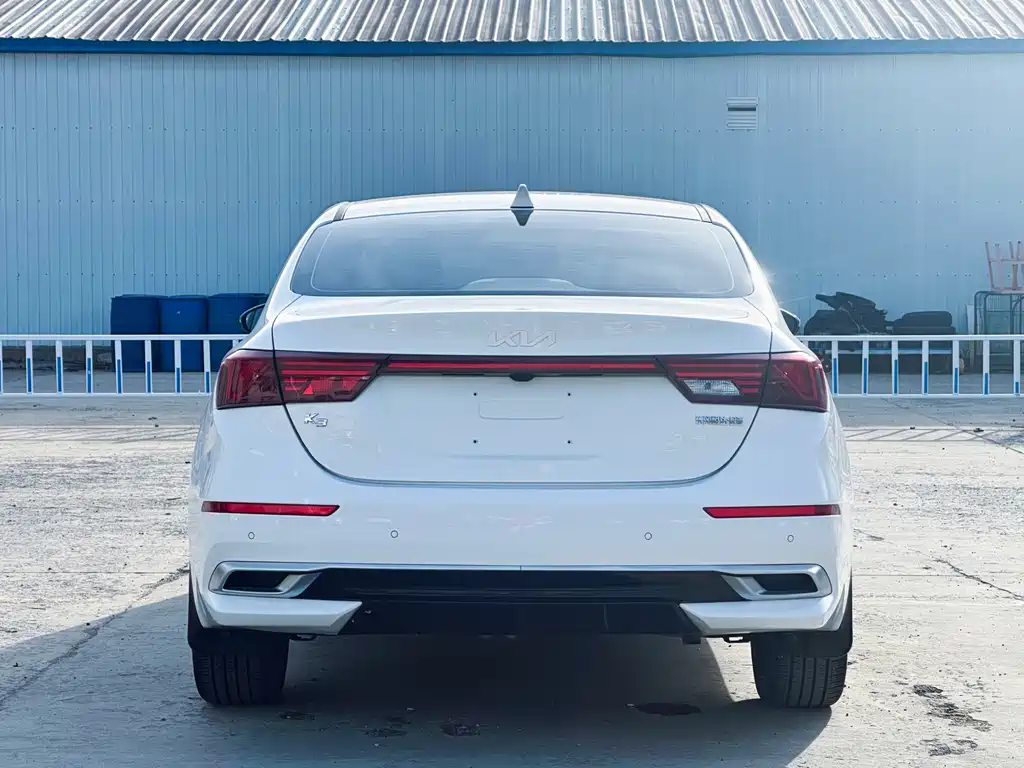 Kia K3 фото 4