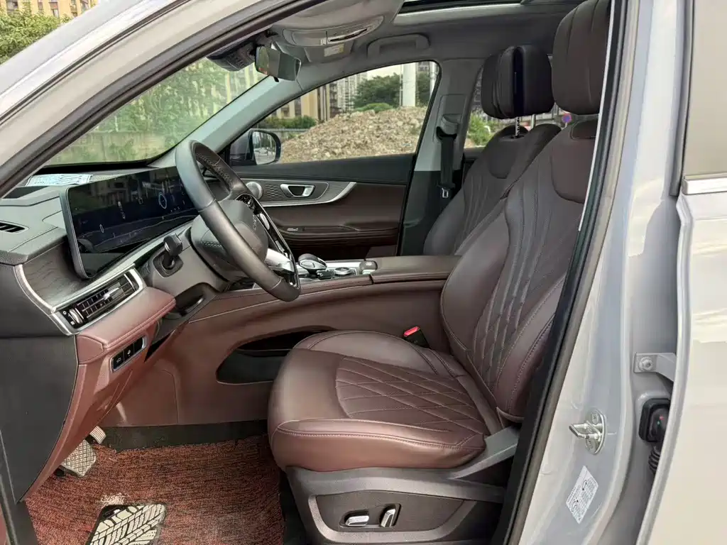 Chery Tiggo 8 PRO фото 4
