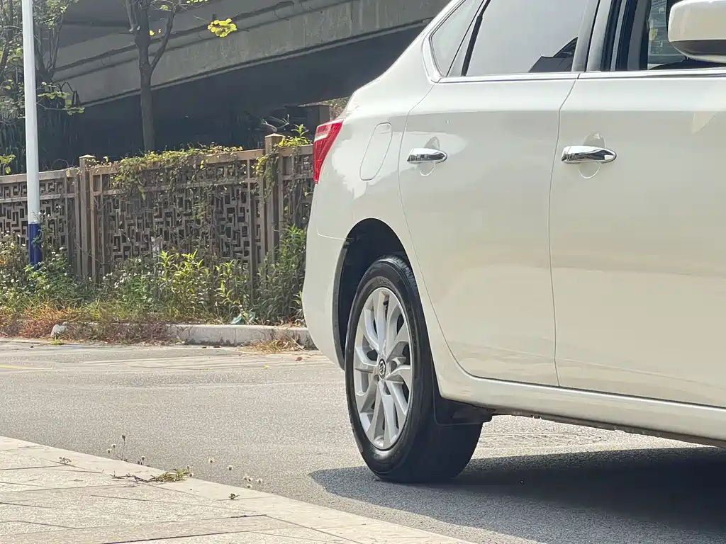 Nissan Sylphy фото 6