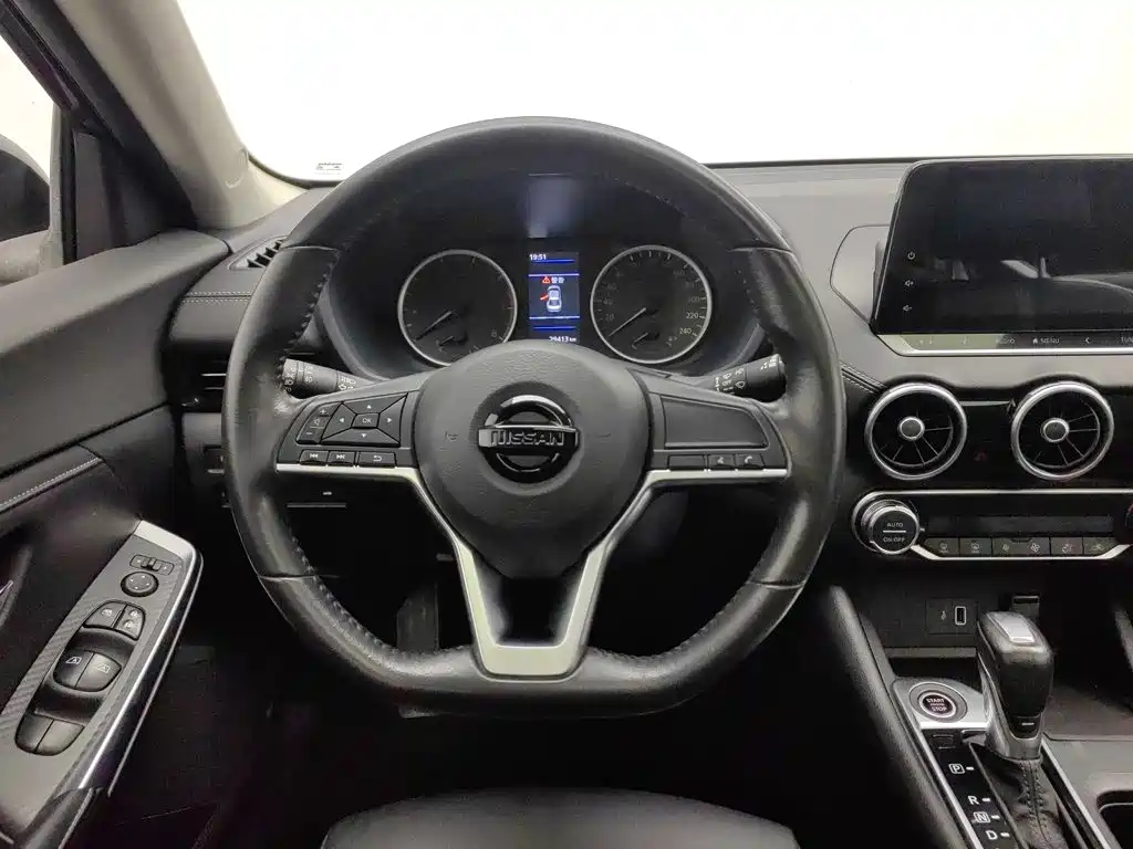 Nissan Sylphy фото 11