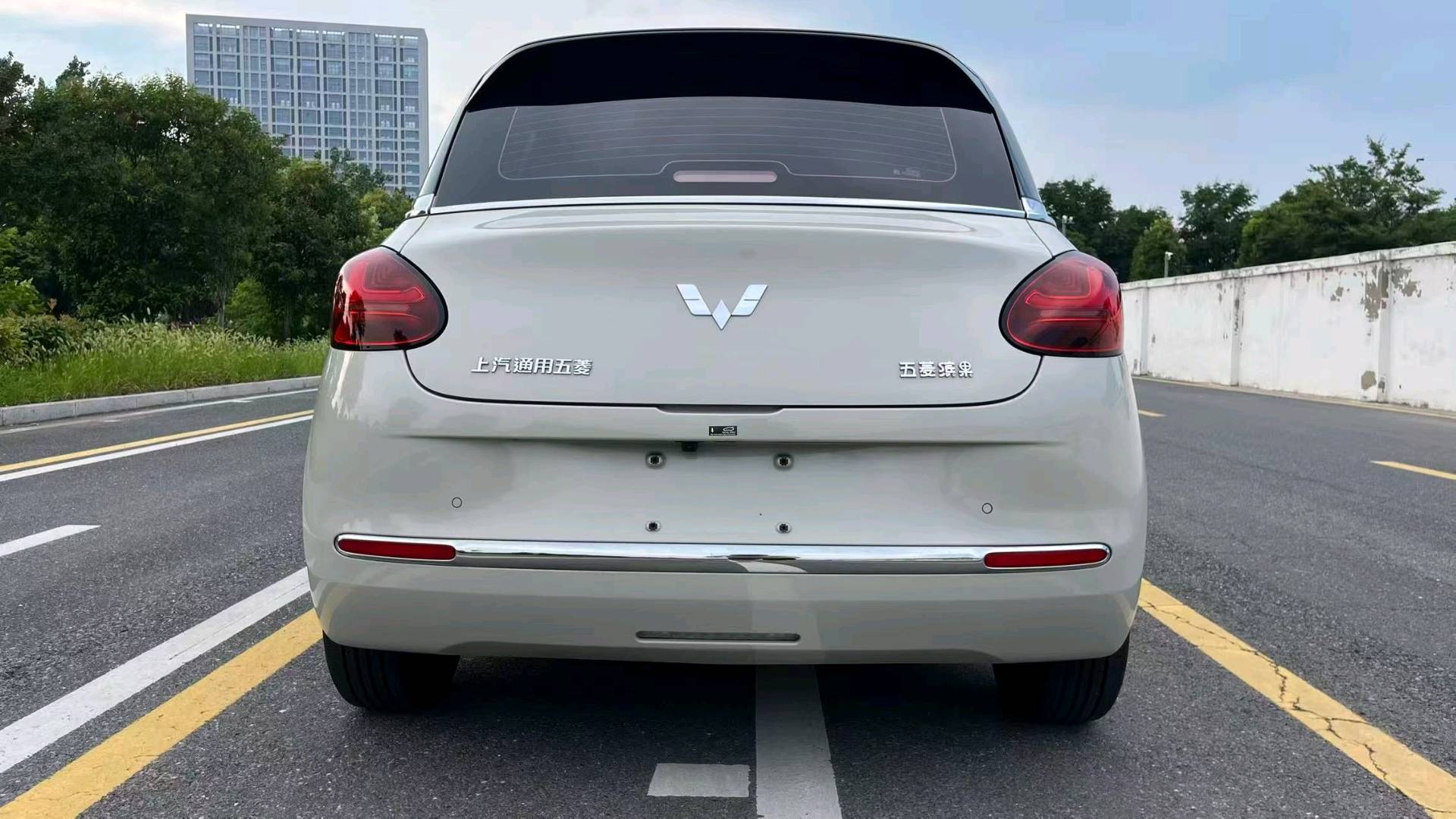 Wuling Bingo Electric 333km фото 8