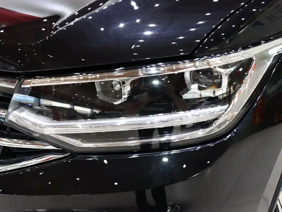 Volkswagen Tiguan L фото 7