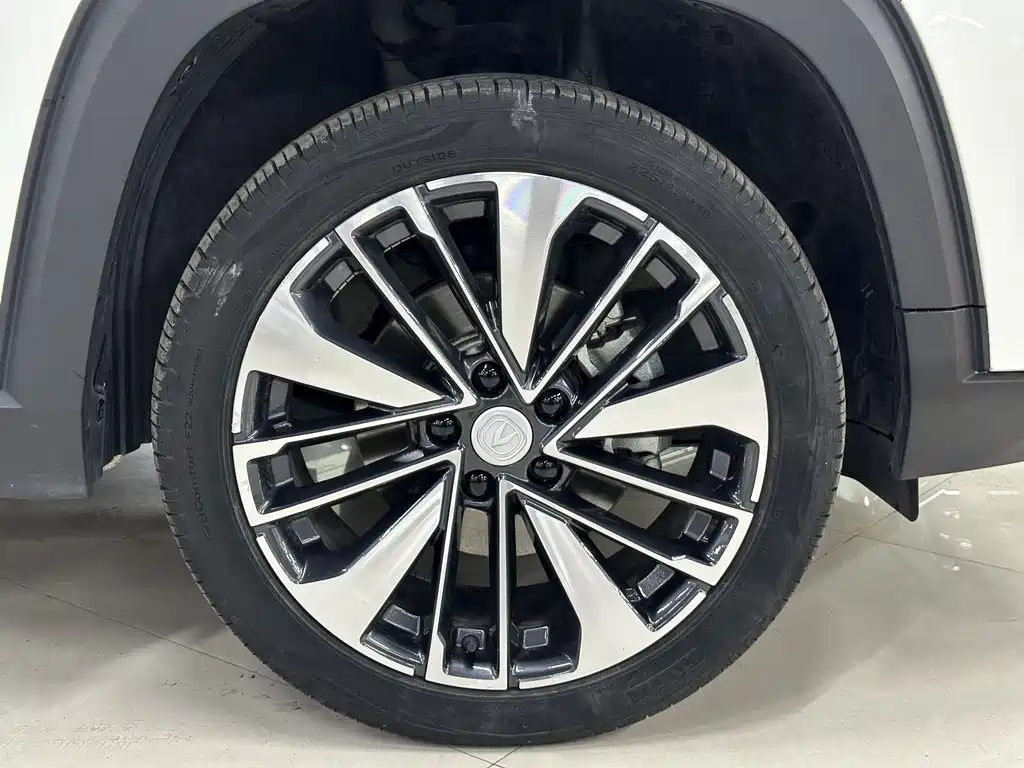 Changan CS35 Plus фото 12