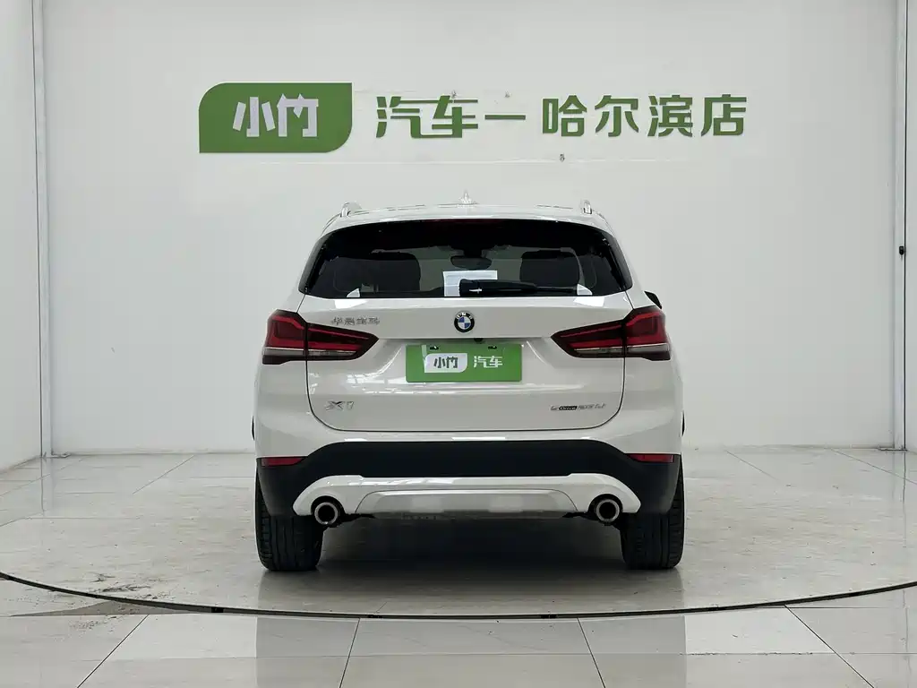 BMW X1 фото 6