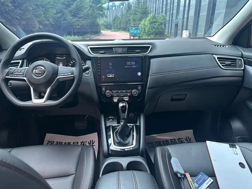 Nissan Qashqai фото 12