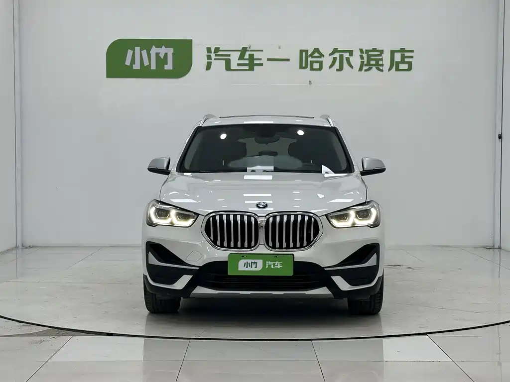 BMW X1 фото 2