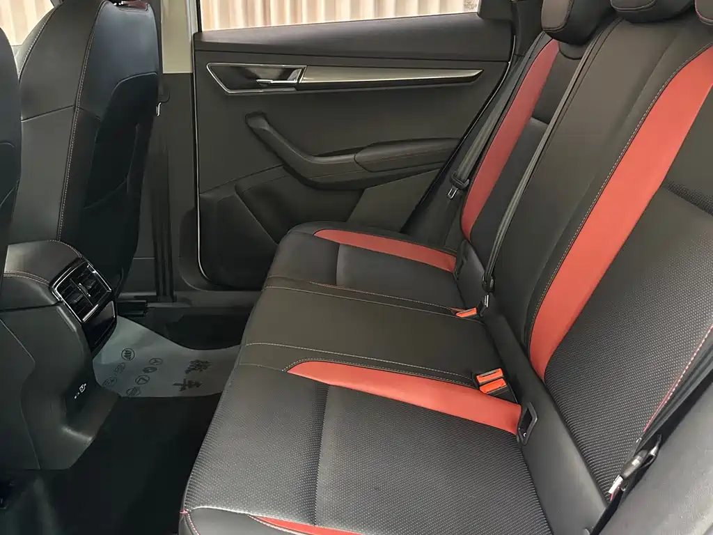 Skoda Karoq фото 9