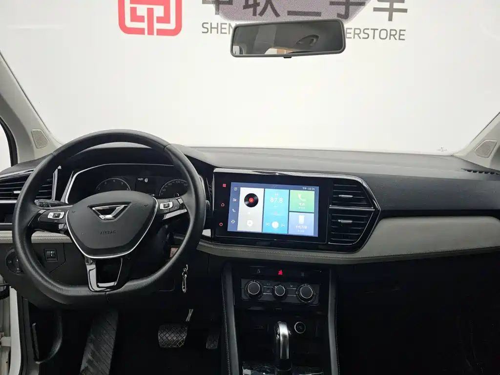 Jetta VS5 фото 12