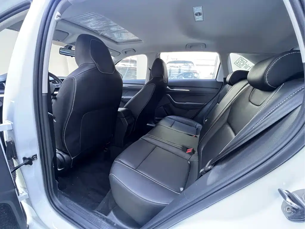 Skoda Kamiq фото 8