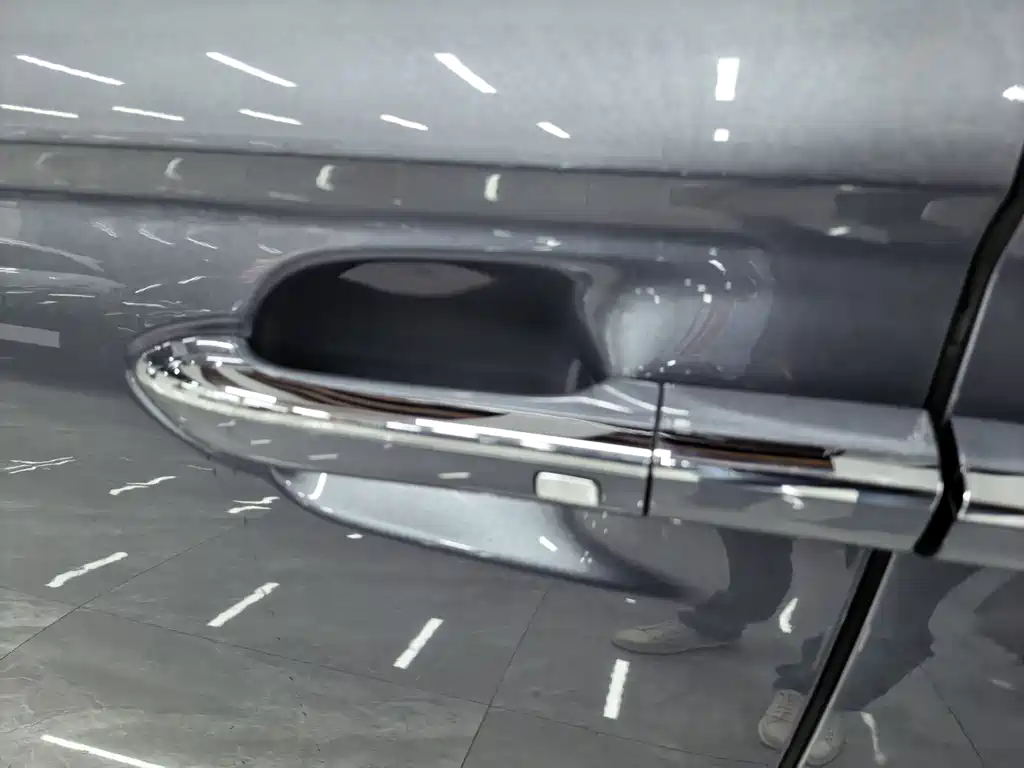 Roewe iMAX8 фото 5