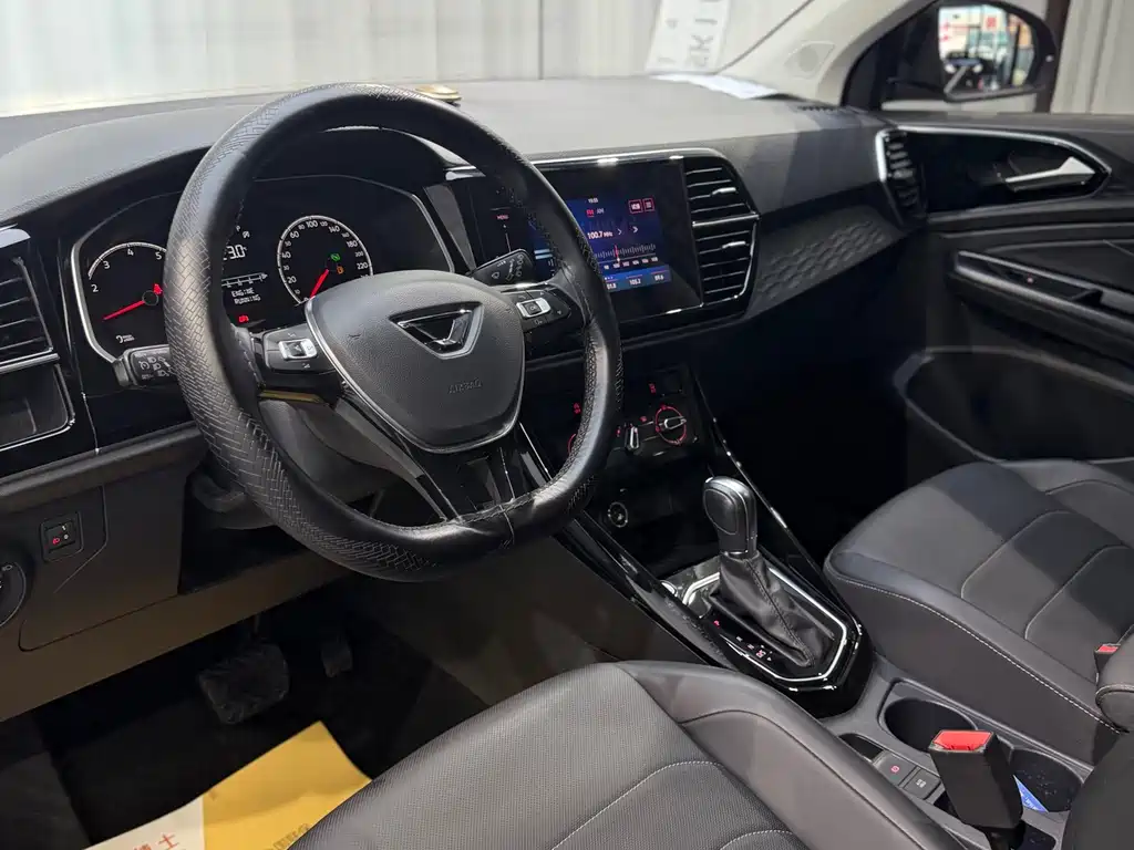 Jetta VS5 фото 7