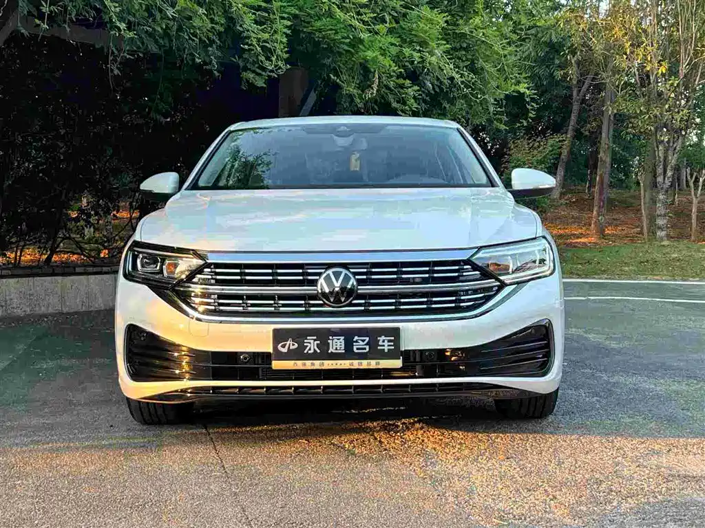 Volkswagen Sagitar фото 3