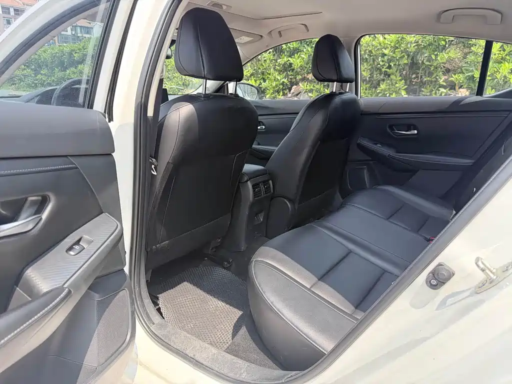 Nissan Sylphy фото 5